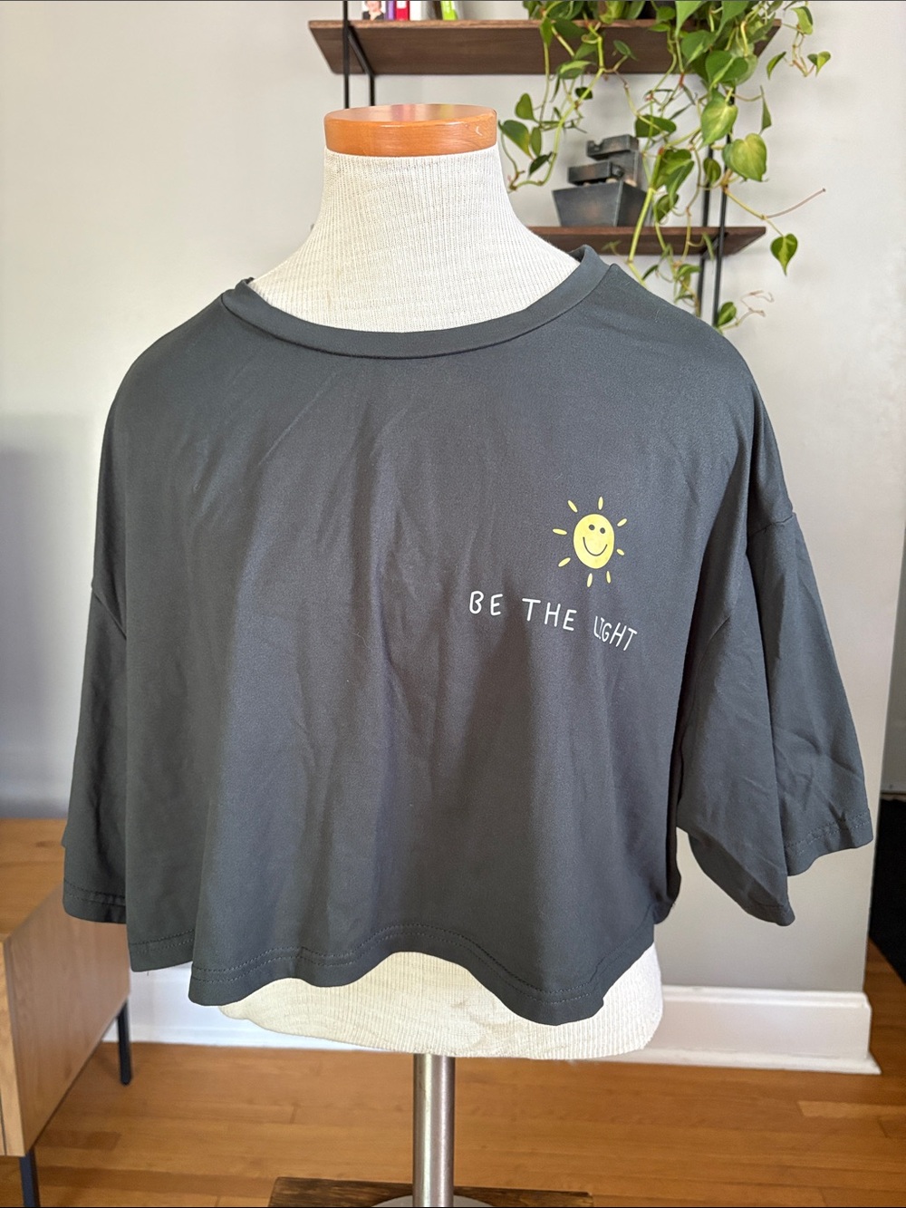 Oversized Charcoal 'Be The Light' Graphic Crop Tee